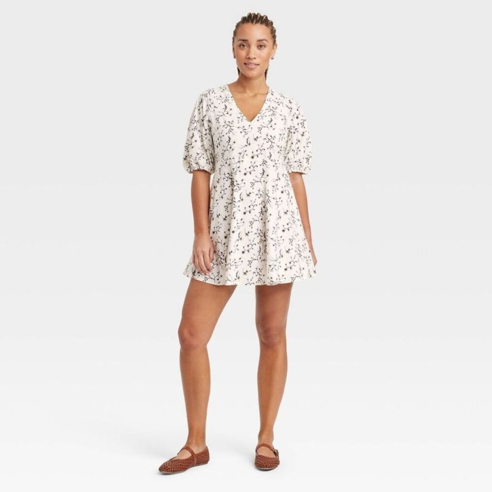 Universal Thread Strapless Floral Mini Dress in Cream and Black